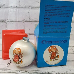 Vintage 1975 Schmid Brothers "Christmas Child" Holiday Ornament HM17